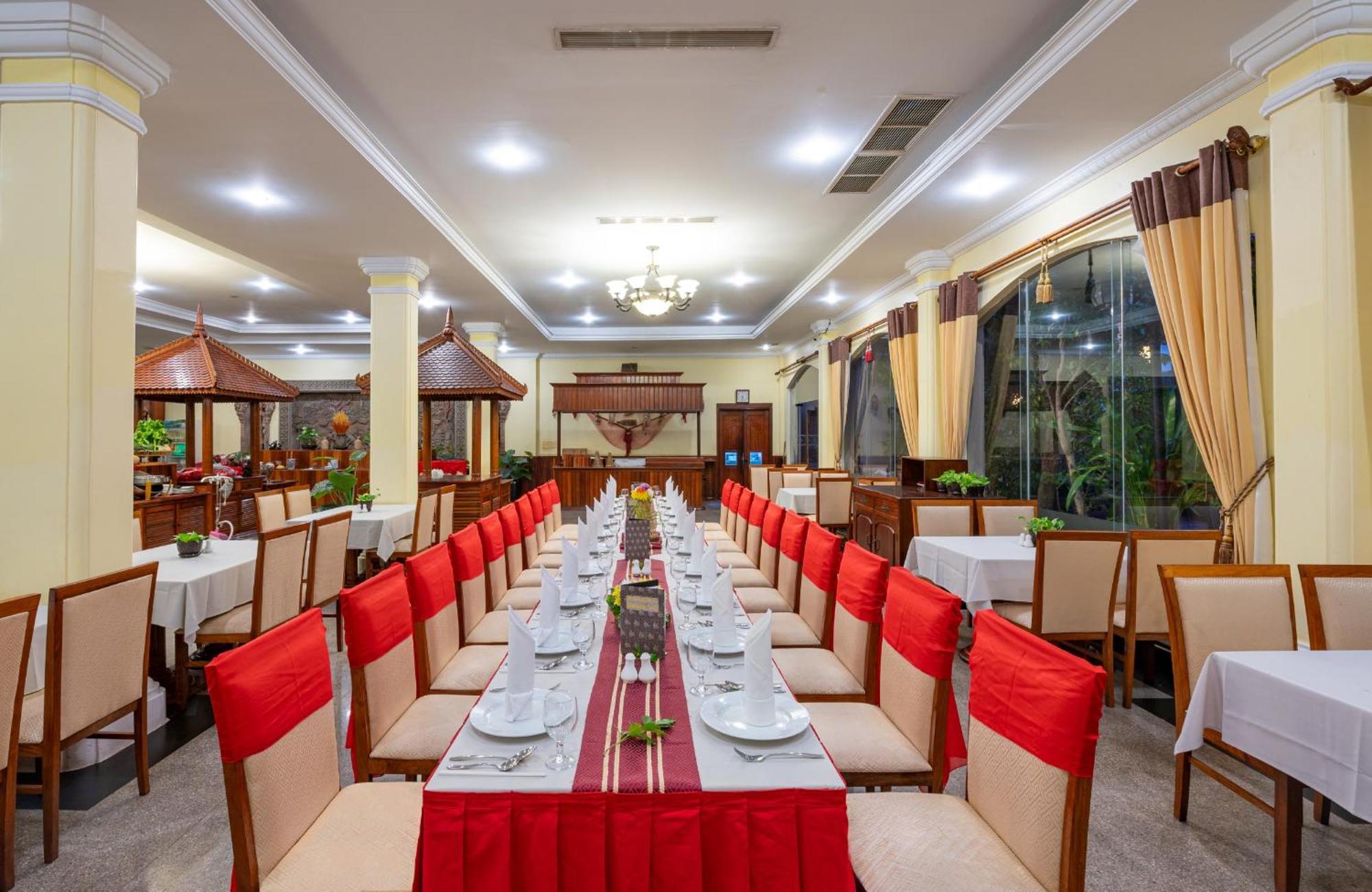 Hotel Somadevi Angkor &