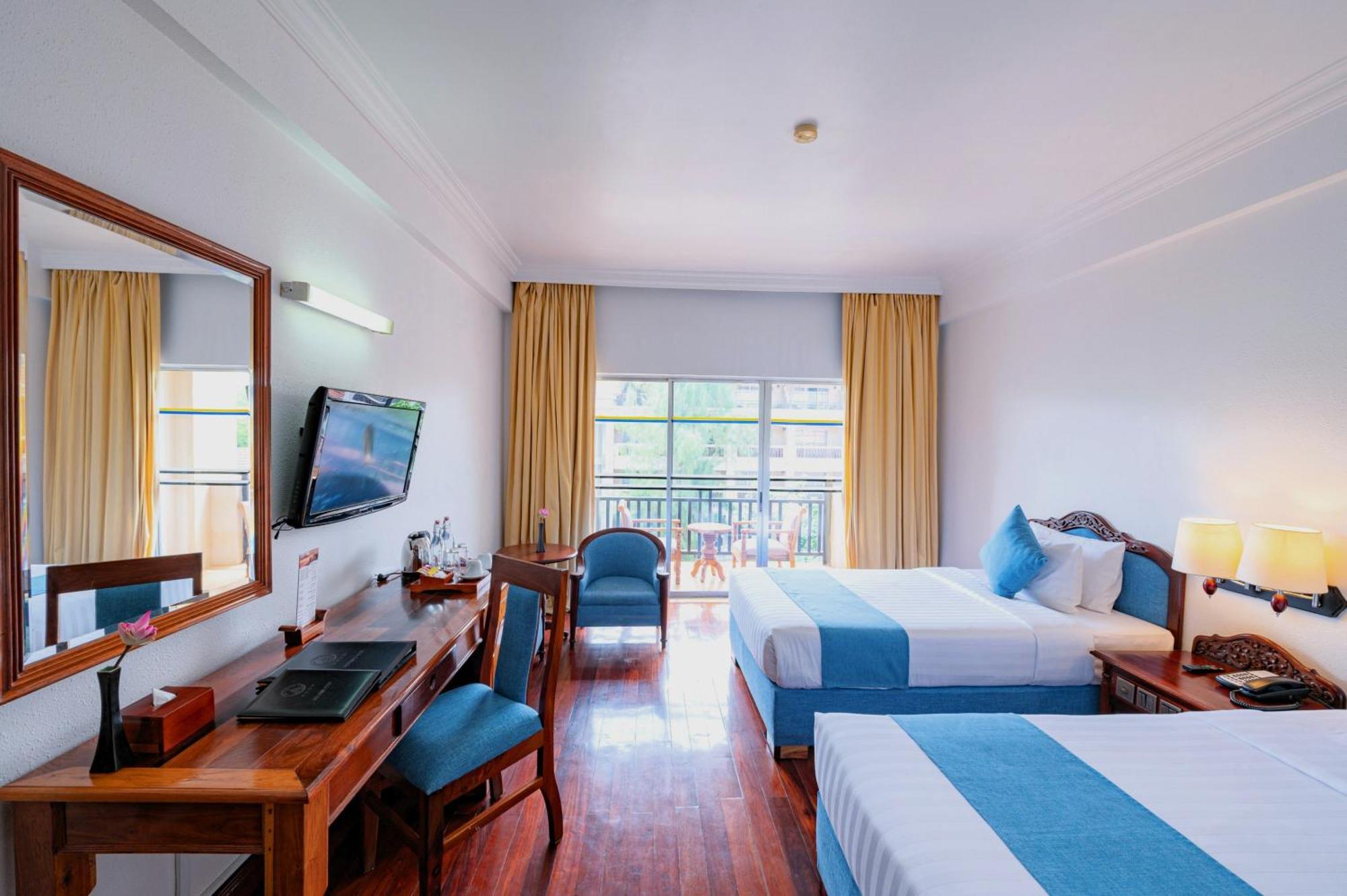 Khách sạn Somadevi Angkor & Siem Reap